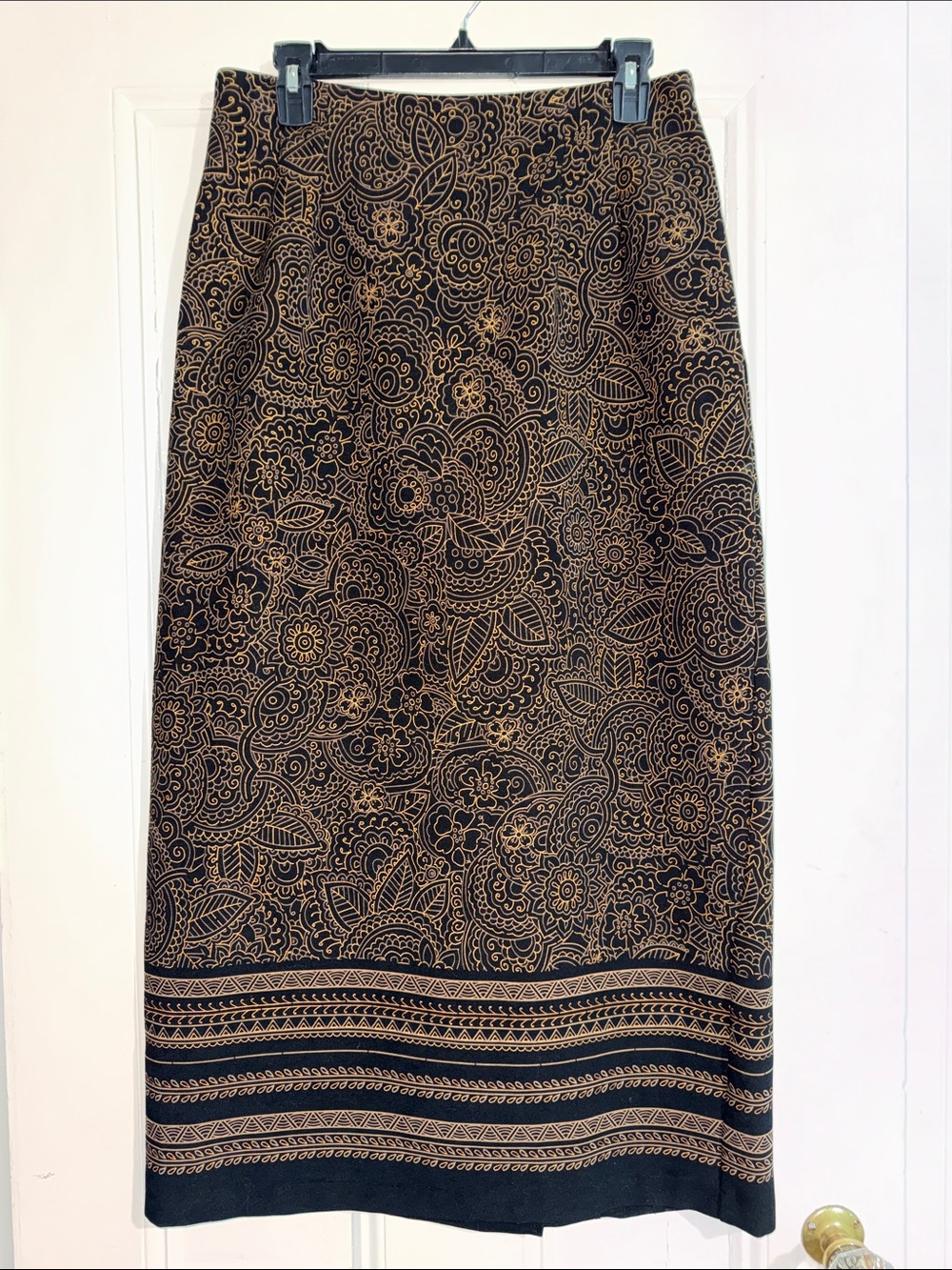 Vintage Briggs New York Gold Paisley Maxi Skirt Size 12 Boho Slit Column Long